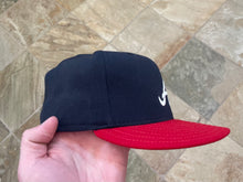 Load image into Gallery viewer, Vintage Atlanta Braves New Era Fitted Pro Baseball Hat, Size 7 3/4