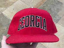 Load image into Gallery viewer, Vintage Georgia Bulldogs Starter Arch Snapback College Hat