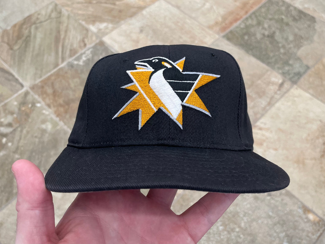 Vintage Pittsburgh Penguins New Era Strapback Hockey Hat