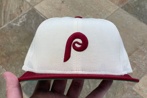 Vintage Philadelphia Phillies New Era Fitted Pro Baseball Hat, Size 6 5/8