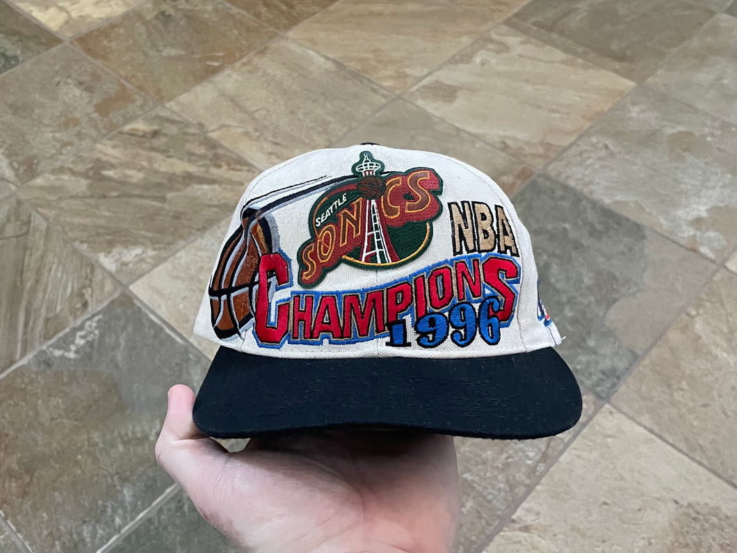 CHICAGO BULLS SEATTLE SUPERSONICS VINTAGE 1996 NBA FINALS LOGO ATHLETIC  SNAPBACK ADULT HAT