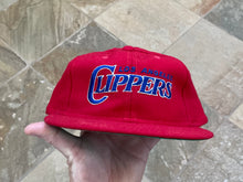 Load image into Gallery viewer, Vintage Los Angeles Clippers Starter Arch Snapback Basketball Hat