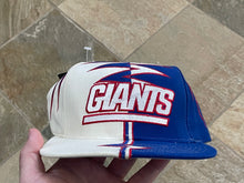 Load image into Gallery viewer, Vintage New York Giants Starter Shockwave Strapback Football Hat
