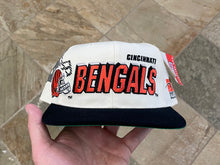 Load image into Gallery viewer, Vintage Cincinnati Bengals Sports Specialties Shadow Snapback Football Hat