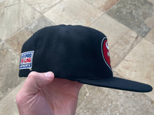 Load image into Gallery viewer, Vintage San Francisco 49ers Plain Logo Snapback Football Hat