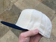 Load image into Gallery viewer, Vintage Minnesota Twins New Era Fitted Pro Baseball Hat, Size 7 1/4