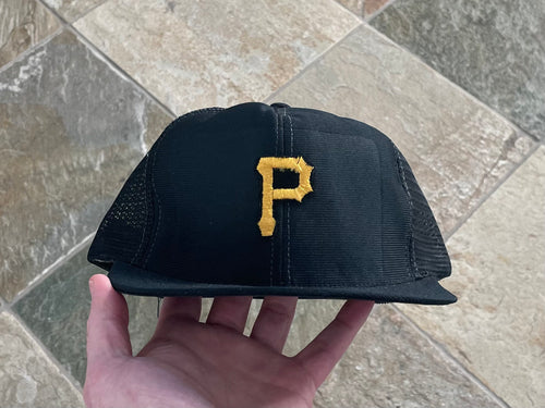 Vintage Pittsburgh Pirates Trucker Snapback Baseball Hat