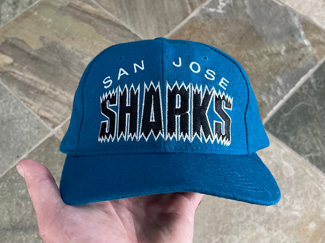 San Jose Sharks Mitchell & Ness Vintage Sharktooth Snapback Hat