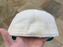 Load image into Gallery viewer, Vintage New York Yankees New Era Pro Fitted Baseball Hat, Size 7