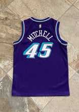 Load image into Gallery viewer, Utah Jazz Donovan Mitchell Nike Basketball Jersey, Size Youth Medium, 10-12