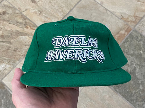 Vintage Dallas Mavericks Starter Arch Snapback Basketball Hat