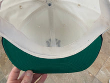 Load image into Gallery viewer, Vintage New York Yankees New Era Pro Fitted Baseball Hat, Size 7