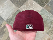 Load image into Gallery viewer, Vintage Hudson Valley Renegades MiLB New Era Fitted Pro Baseball Hat, Size 7 1/2
