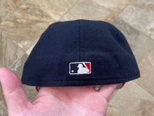Load image into Gallery viewer, Vintage Atlanta Braves New Era Fitted Pro Baseball Hat, Size 7 3/4