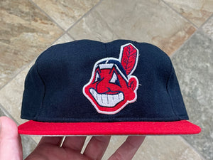 Vintage Cleveland Indians New Era Fitted Pro Baseball Hat, Size 7