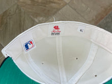 Load image into Gallery viewer, Vintage San Francisco Giants New Era Fitted Pro Baseball Hat, Size 6 7/8