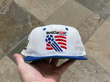 Load image into Gallery viewer, Vintage USA 1994 World Cup Competitor Snapback Soccer Hat ***