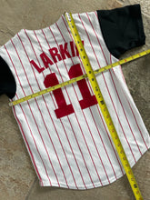 Vintage Cincinnati Reds Barry Larkin Majestic Baseball Jersey, Size Yo –  Stuck In The 90s Sports