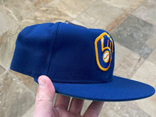 Load image into Gallery viewer, Vintage Milwaukee Brewers New Era Pro Fitted Baseball Hat, Size 7 3/8