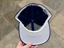 Load image into Gallery viewer, Vintage Montreal Expos Sports Specialties Pro Fitted Baseball Hat, Size 7 1/8
