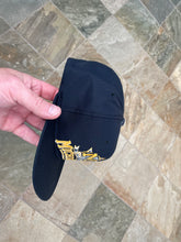 Load image into Gallery viewer, Vintage Michigan Wolverines Starter Snapback College Hat
