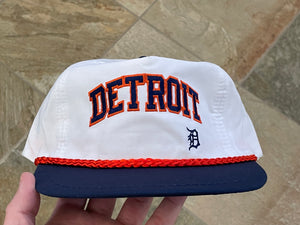 Vintage Detroit Tigers Universal Snapback Baseball Hat