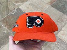 Load image into Gallery viewer, Philadelphia Flyers Zephyr Snapback Hockey Hat