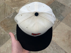 Vintage San Francisco Giants New Era Fitted Pro Baseball Hat, Size 7
