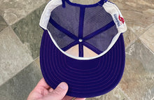 Load image into Gallery viewer, Vintage Washington Huskies AJD Snapback College Hat
