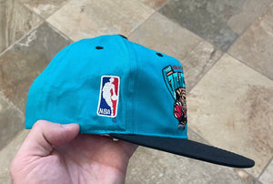 Vintage Vancouver Grizzlies Sports Specialties Snapback Basketball Hat