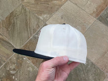 Load image into Gallery viewer, Vintage San Francisco Giants New Era Fitted Pro Baseball Hat, Size 6 7/8