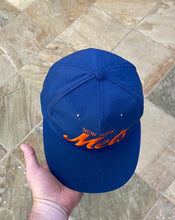Load image into Gallery viewer, Vintage New York Mets Annco Script Snapback Baseball Hat