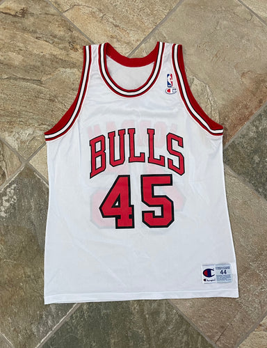 Vintage Chicago Bulls Michael Jordan Champion Basketball Jersey, Size 44, Large