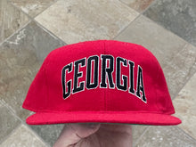 Load image into Gallery viewer, Vintage Georgia Bulldogs Starter Arch Snapback College Hat