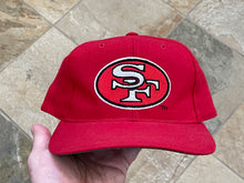 Load image into Gallery viewer, Vintage San Francisco 49ers Plain Logo Snapback Football Hat