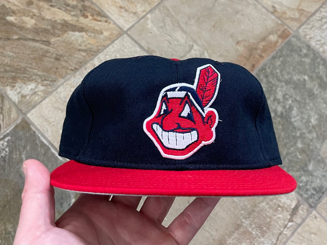 Vintage Cleveland Indians New Era Fitted Pro Baseball Hat, Size 7