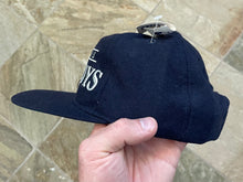 Load image into Gallery viewer, Vintage Dallas Cowboys Starter Snapback Football Hat
