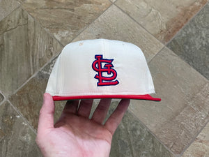 Vintage St. Louis Cardinals New Era Fitted Pro Baseball Hat, Size 7 3/8