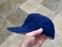 Load image into Gallery viewer, Vintage Montreal Expos New Era Pro Fitted Baseball Hat, Size 7 1/4