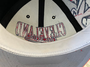 Vintage Cleveland Indians Sports Specialties Laser Snapback Baseball Hat