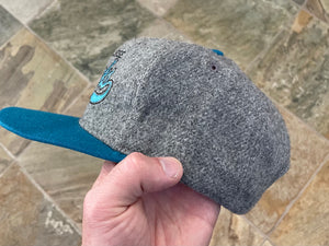 Vintage San Jose Sharks Starter Tailsweep Snapback Hockey Hat