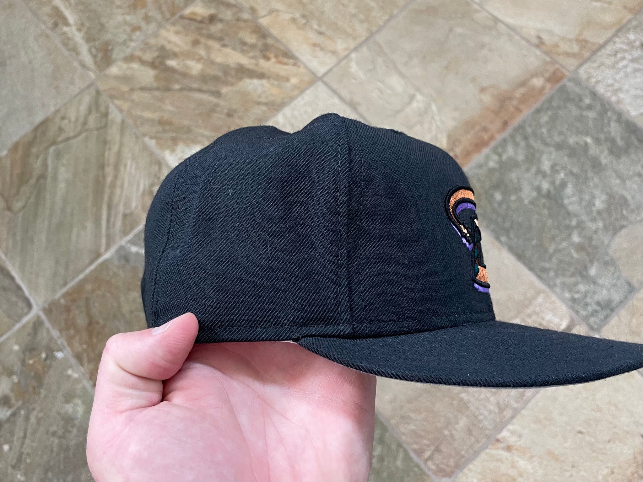 Vintage Arizona Diamondbacks New Era Fitted Pro Baseball Hat Vintage Arizona Diamondbacks New Era Fitted Pro Baseball Hat