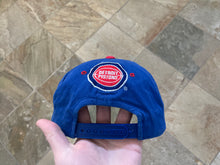 Load image into Gallery viewer, Vintage Detroit Pistons Drew Pearson Youth Snapback Basketball Hat